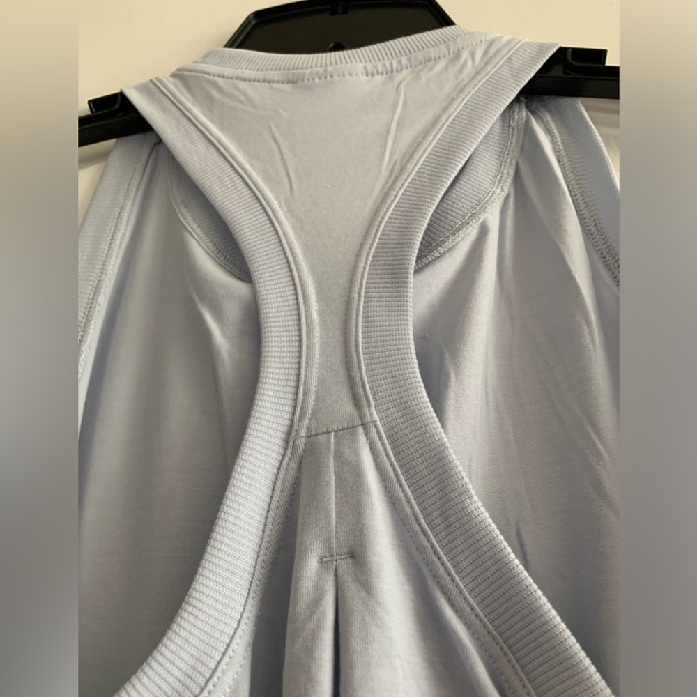 NWT Ease In Tank - Picture 6 of 9